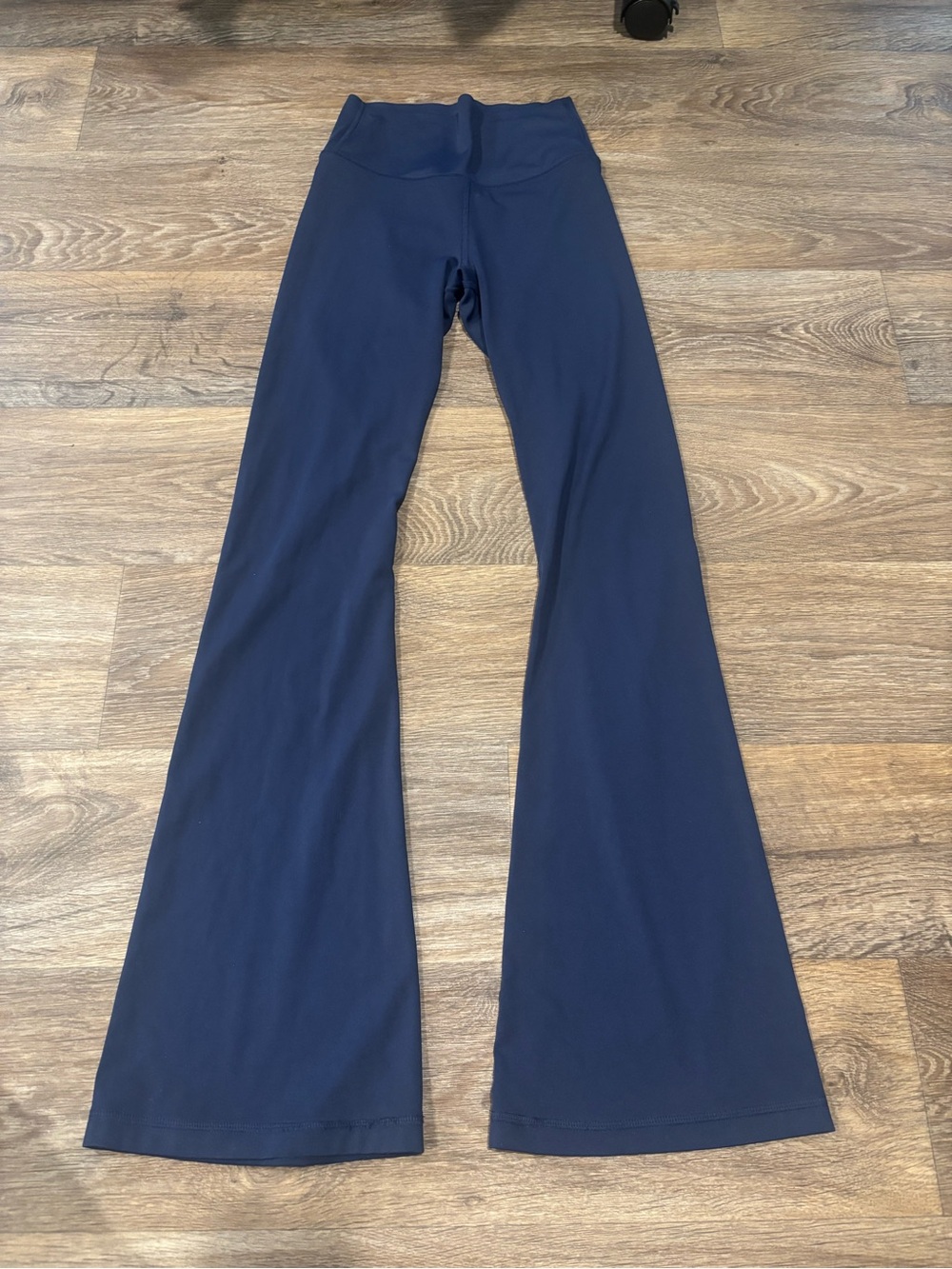 PINK Victoria Secret Navy Blue Flare Yoga Pants Tall Girl Friendly Small
